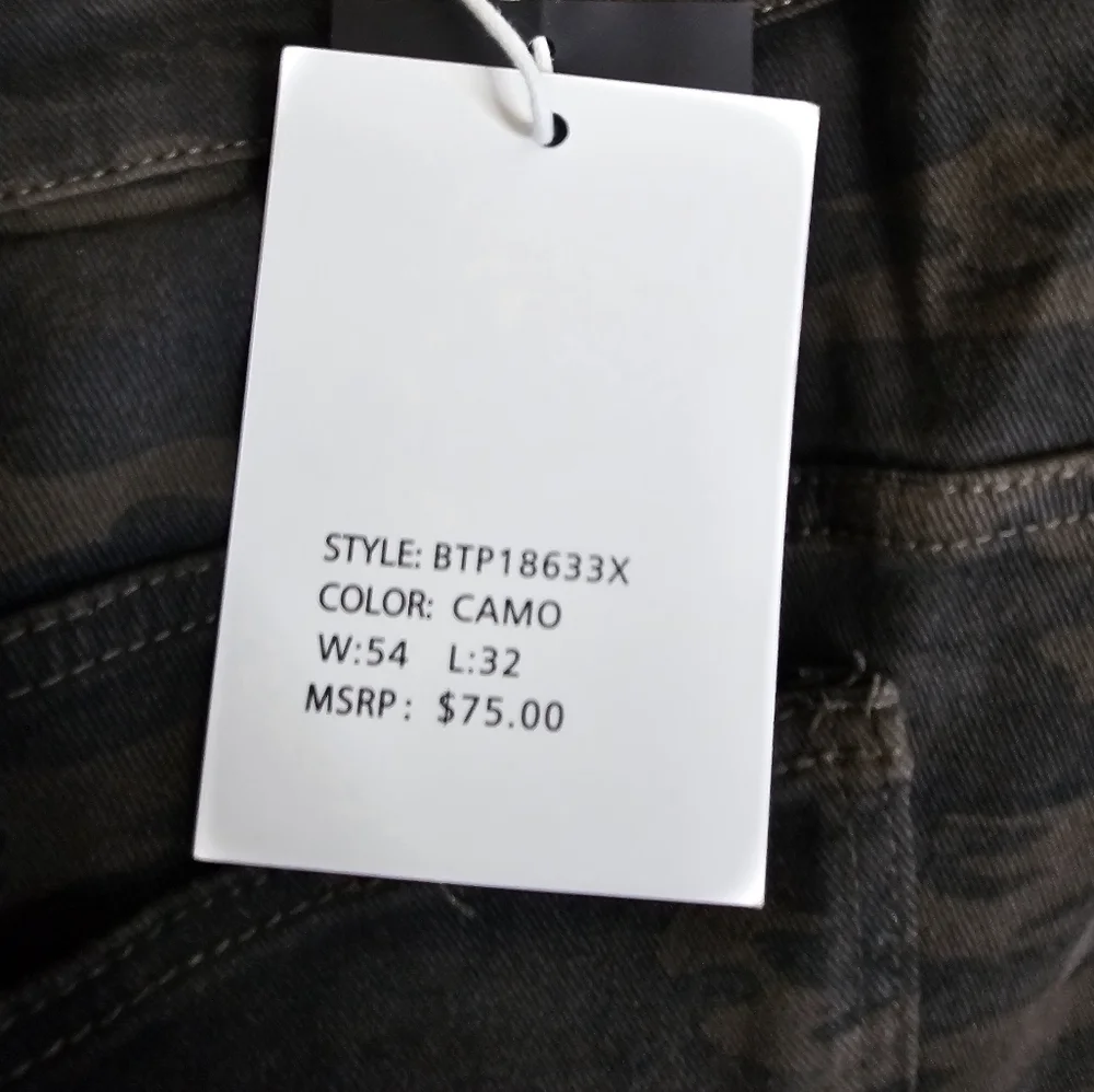 Blind Trust Men's Big & Tall, Distressed Camo Jeans,Size 54X32 ✨️NWT✨️ - Picture 11 of 12